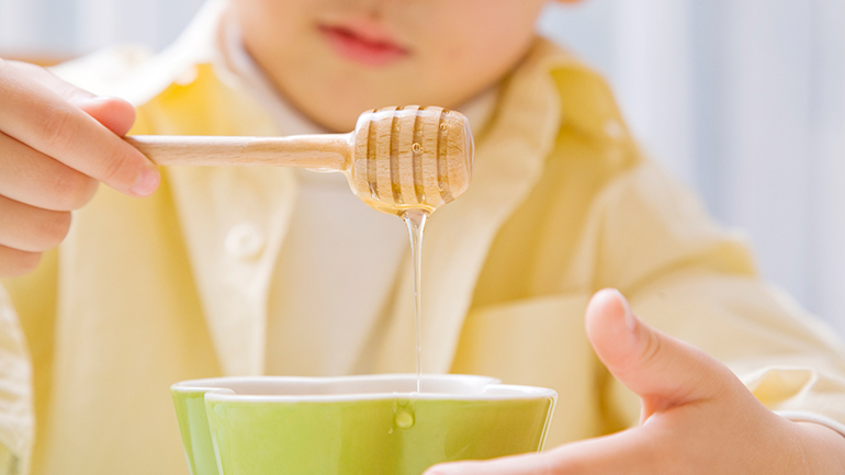 عسل برای افزایش انرژی کودکان